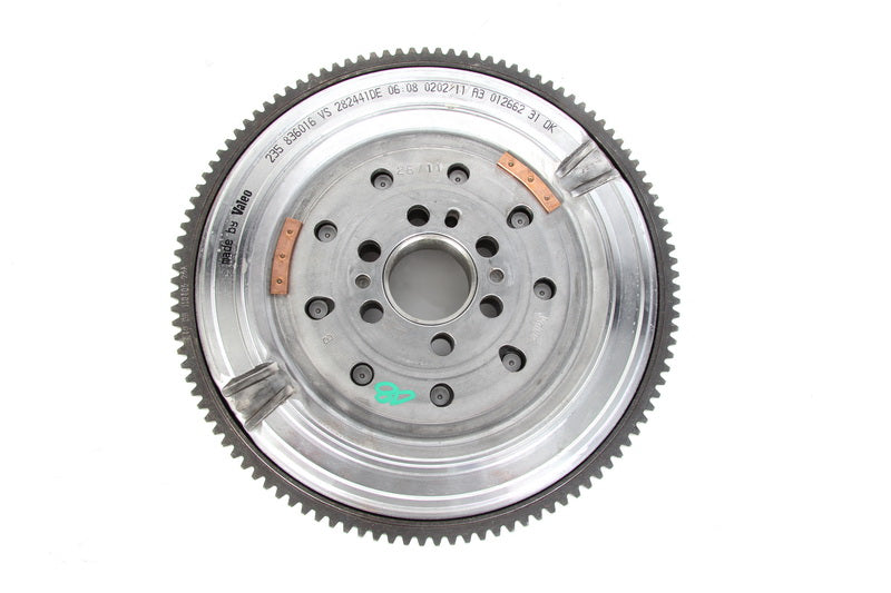 Vztrajnik OEM VALEO Alfa 145/146, 147, 156, GT, 166 JTD